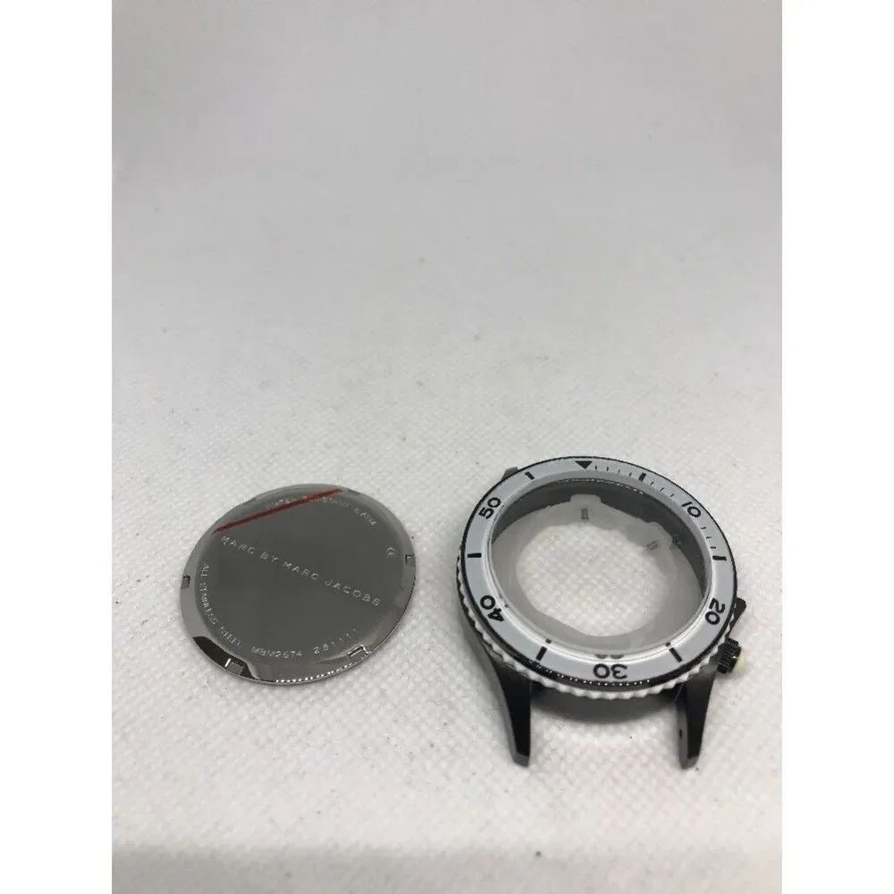 Marc By Marc Jacobs MBM2574 Watch Face Black On White 40mm - A132